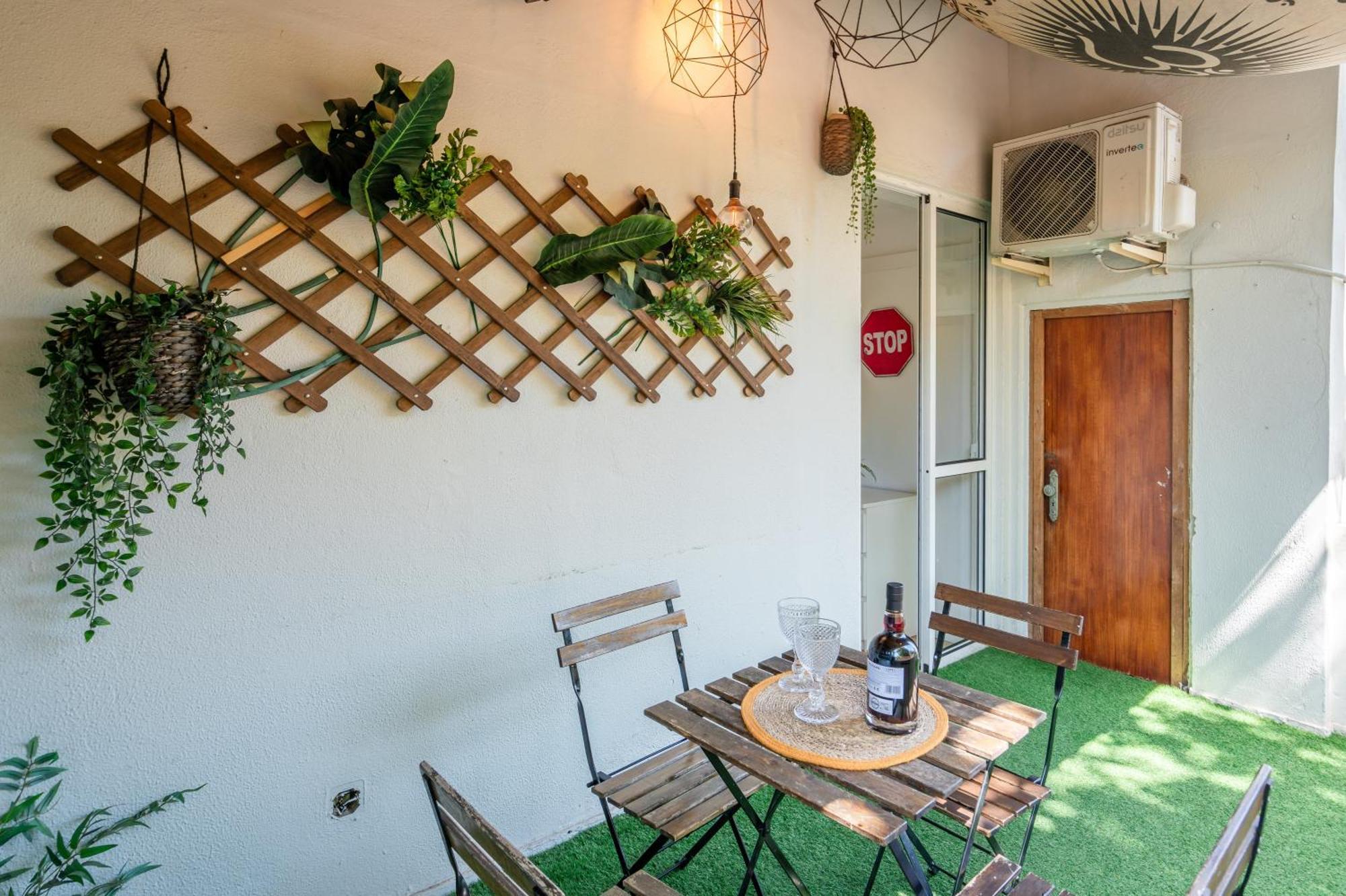 Host Wise - Large Flat W Terrace - Ace Location At Aliados Apartment Porto Exterior photo