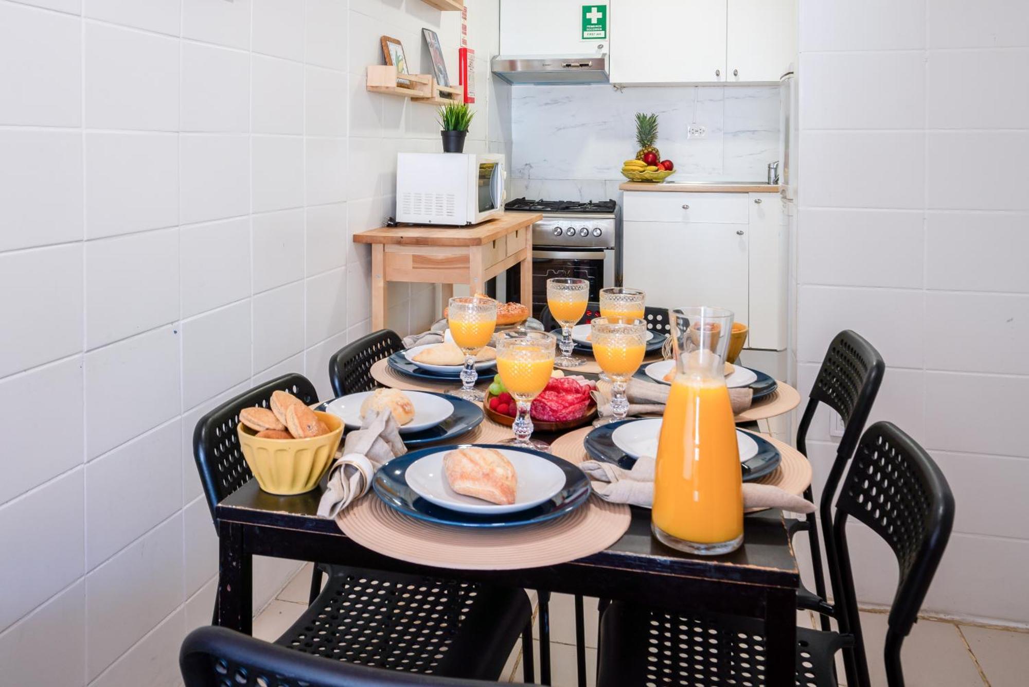 Host Wise - Large Flat W Terrace - Ace Location At Aliados Apartment Porto Exterior photo