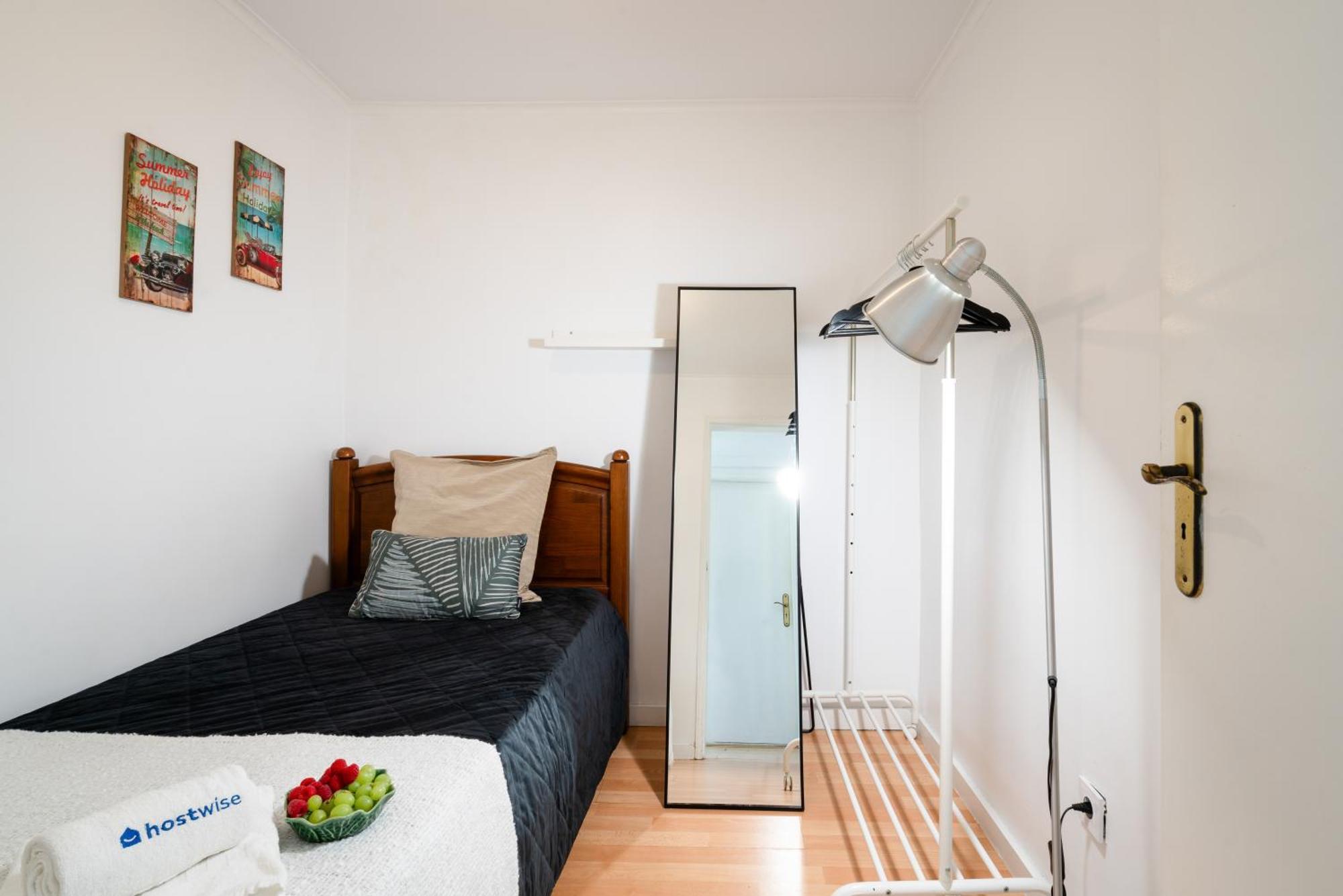 Host Wise - Large Flat W Terrace - Ace Location At Aliados Apartment Porto Exterior photo