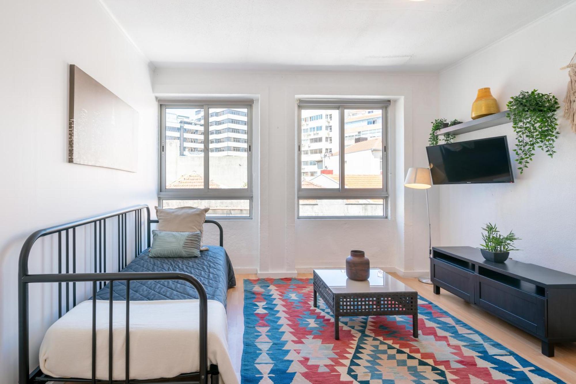 Host Wise - Large Flat W Terrace - Ace Location At Aliados Apartment Porto Exterior photo
