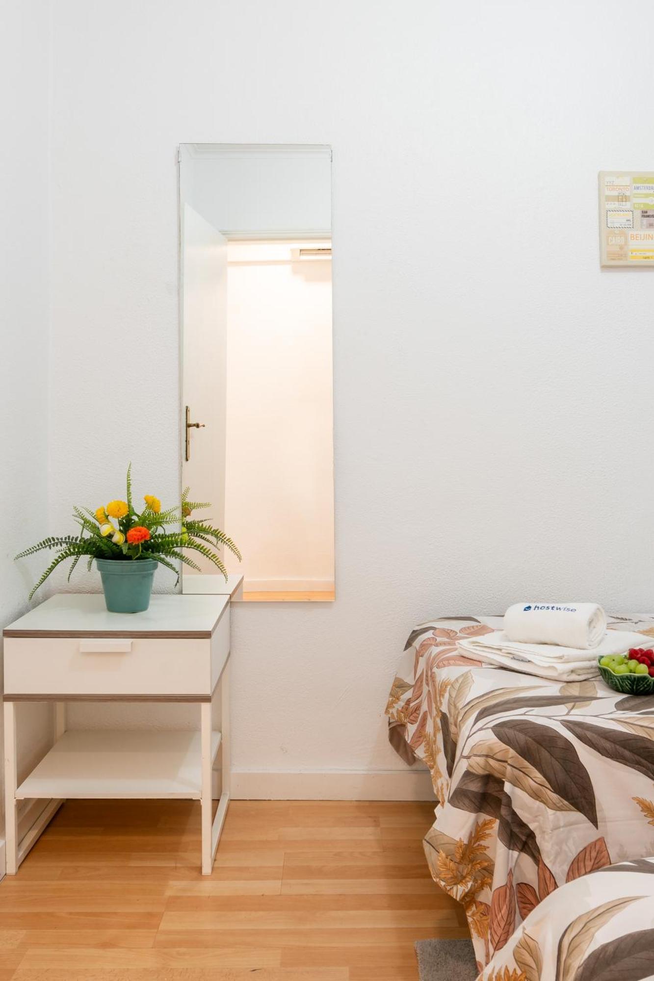 Host Wise - Large Flat W Terrace - Ace Location At Aliados Apartment Porto Exterior photo