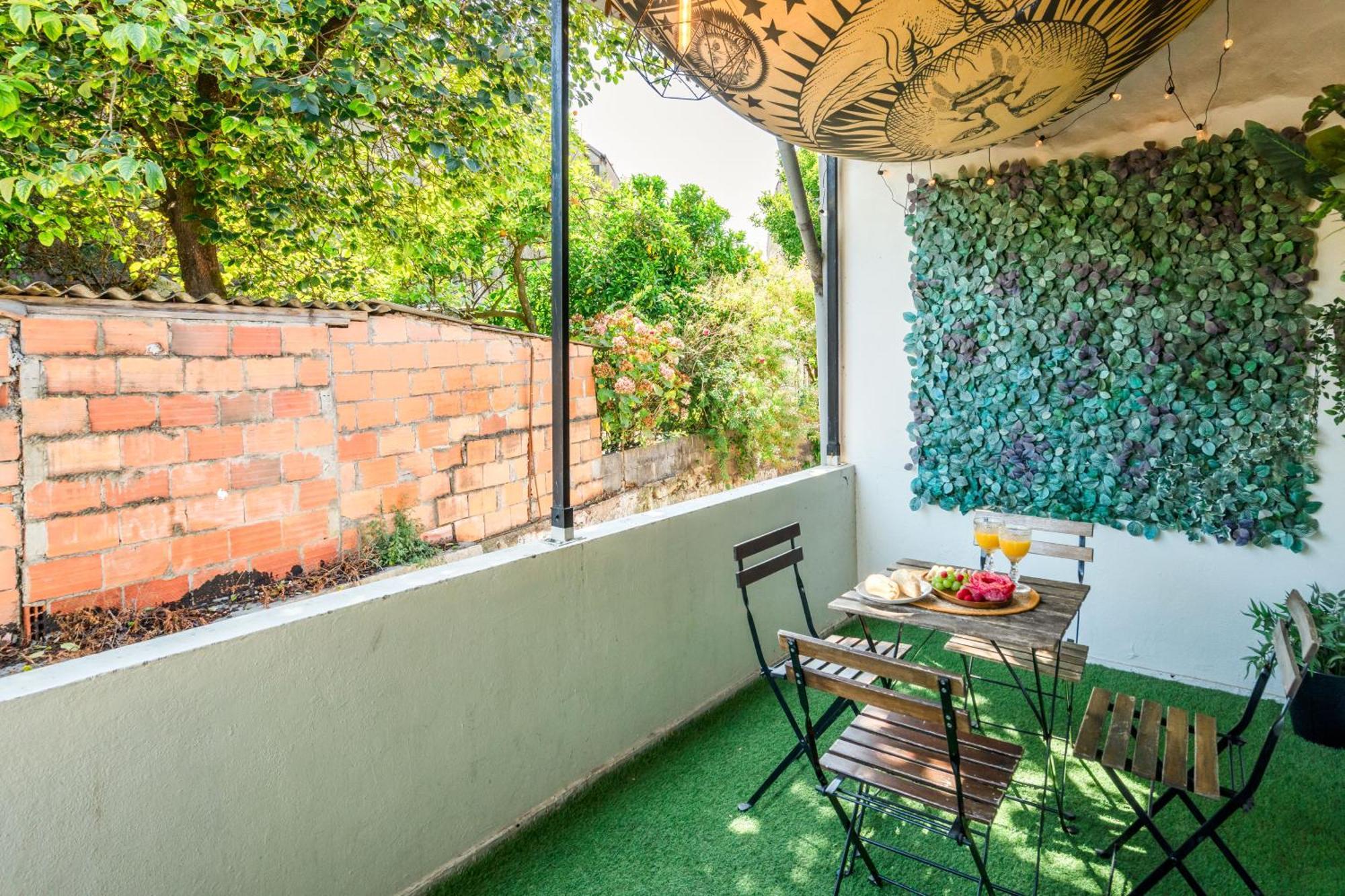 Host Wise - Large Flat W Terrace - Ace Location At Aliados Apartment Porto Exterior photo