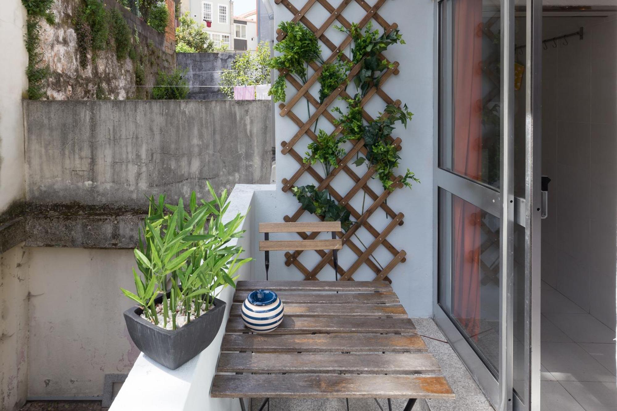 Host Wise - Large Flat W Terrace - Ace Location At Aliados Apartment Porto Exterior photo