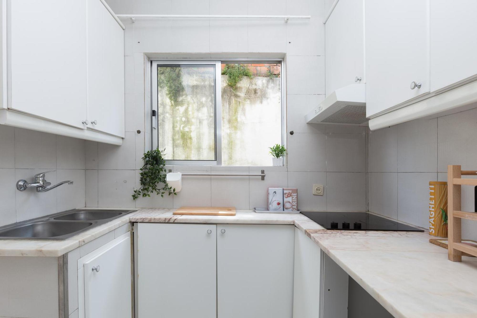 Host Wise - Large Flat W Terrace - Ace Location At Aliados Apartment Porto Room photo